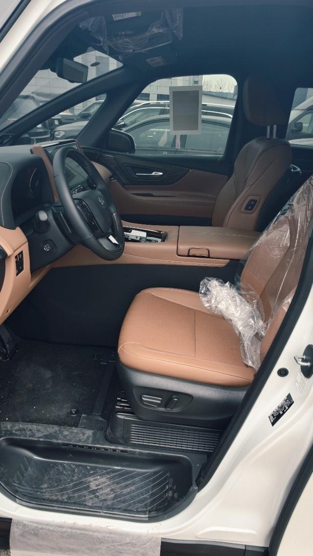 Toyota Alphard 2026 thumb 2