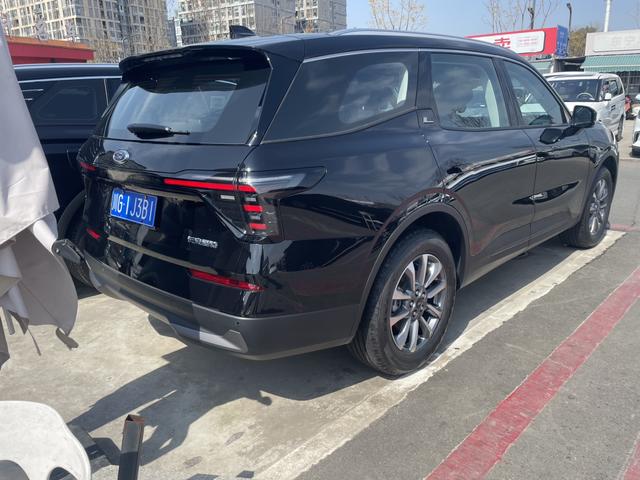 Ford Edge 2025 thumb 10