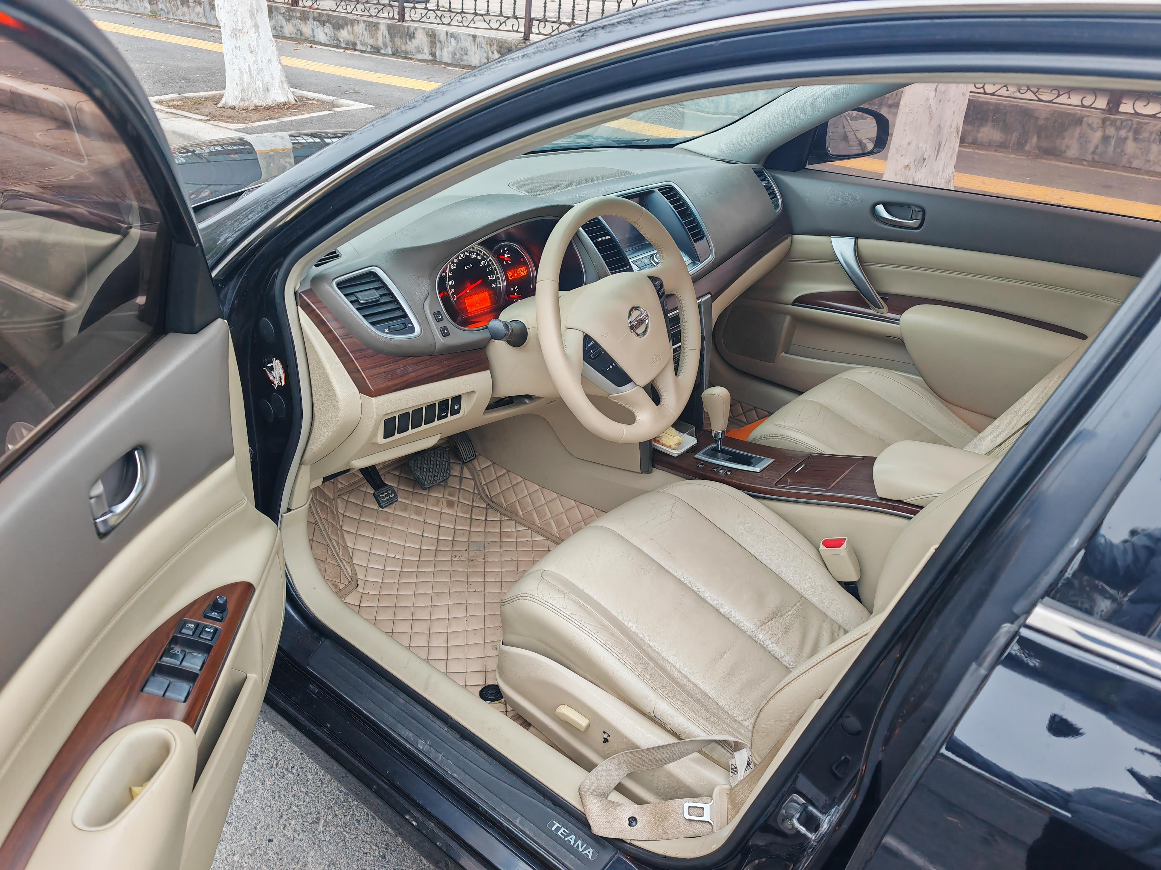 Nissan Altima 2009 thumb 10