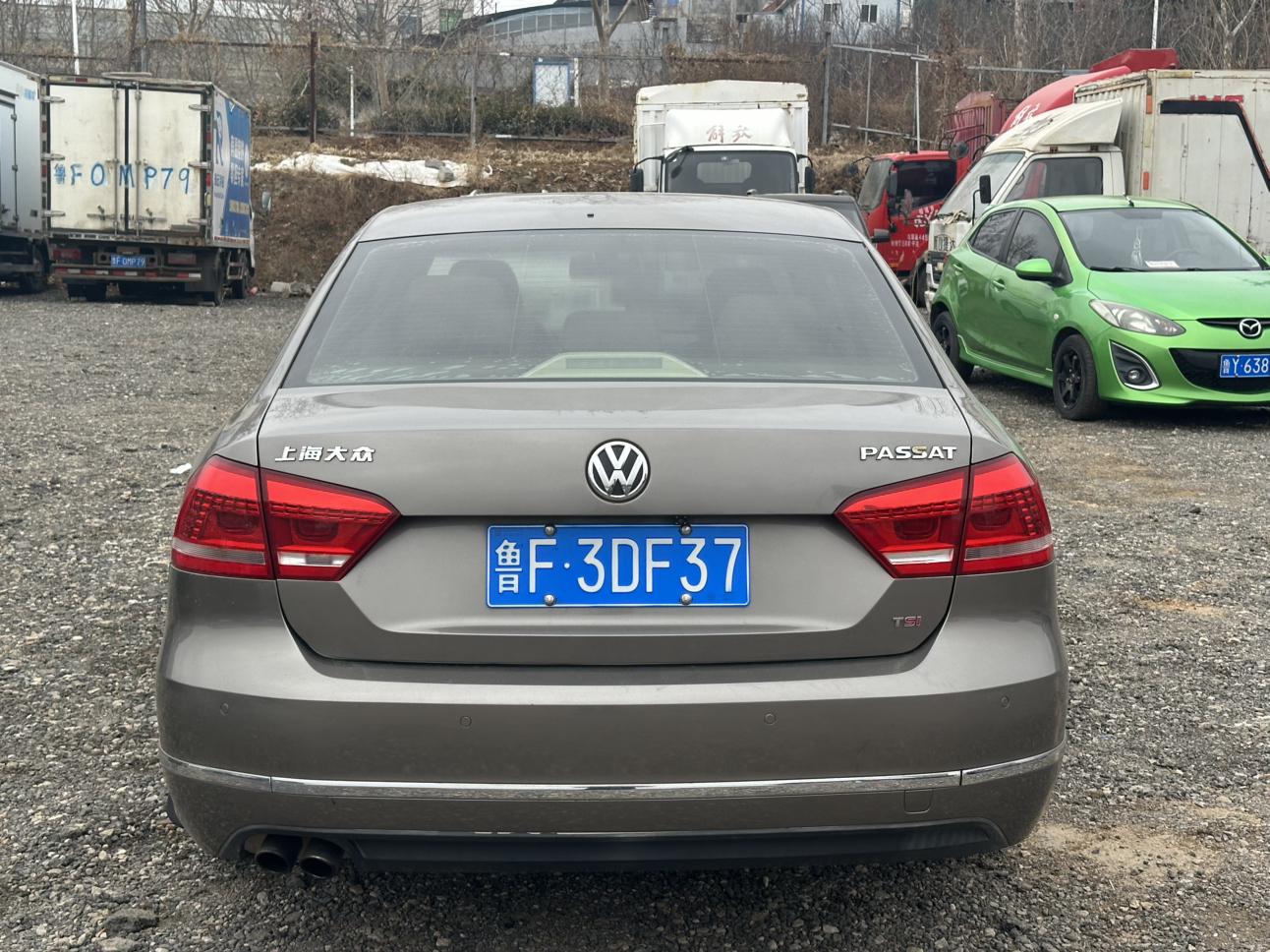 Volkswagen Passat 2013 thumb 3