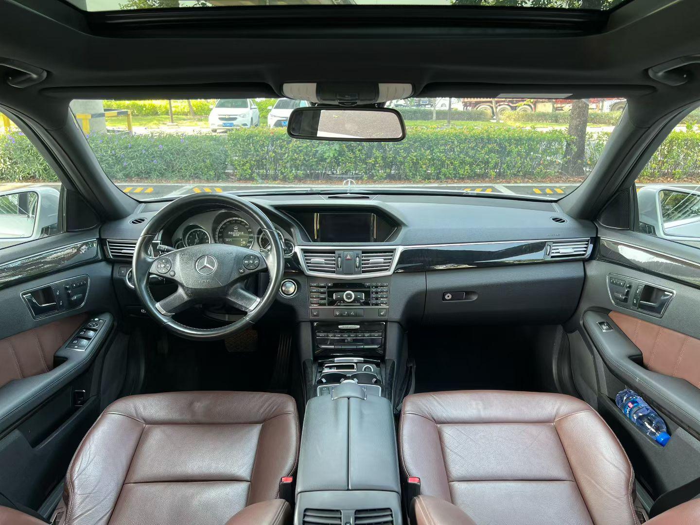 Mercedes-Benz E-Class 2011 thumb 5