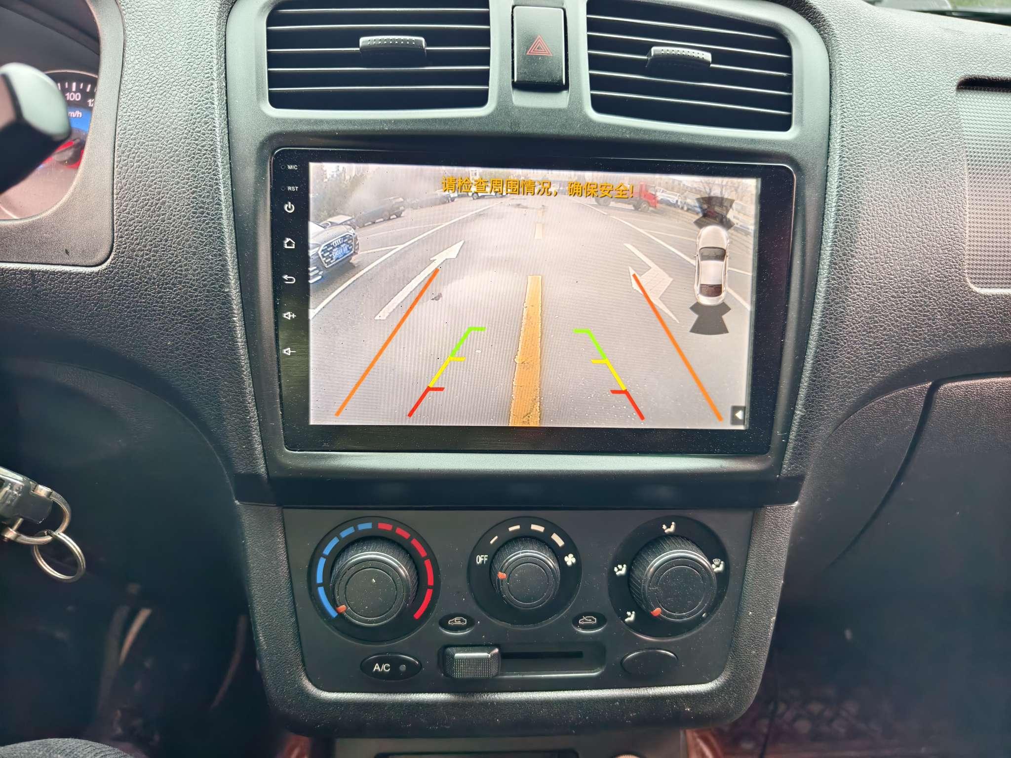 Dongfeng Fengon 330 2019 thumb 6