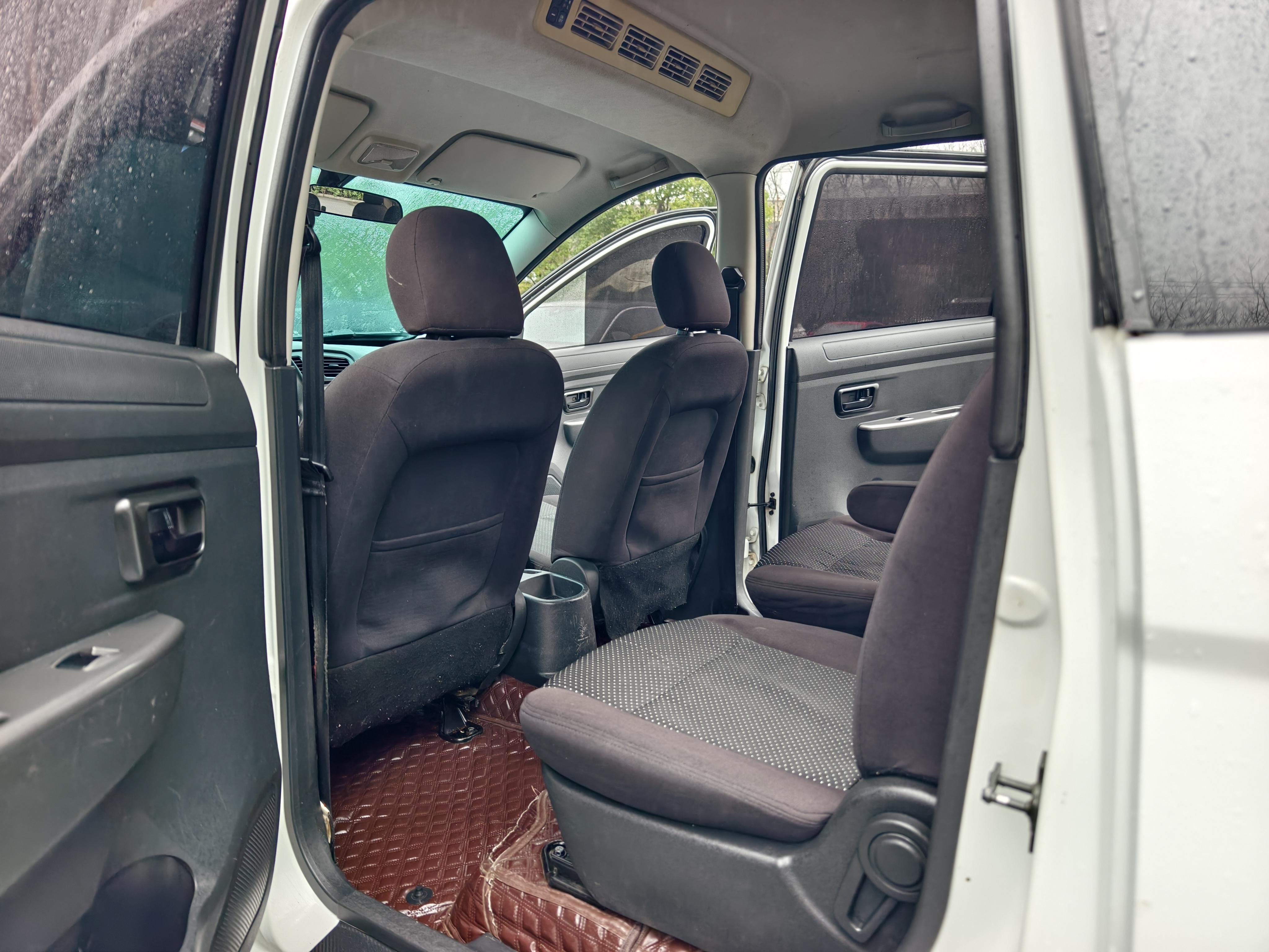 Dongfeng Fengon 330 2019 thumb 12