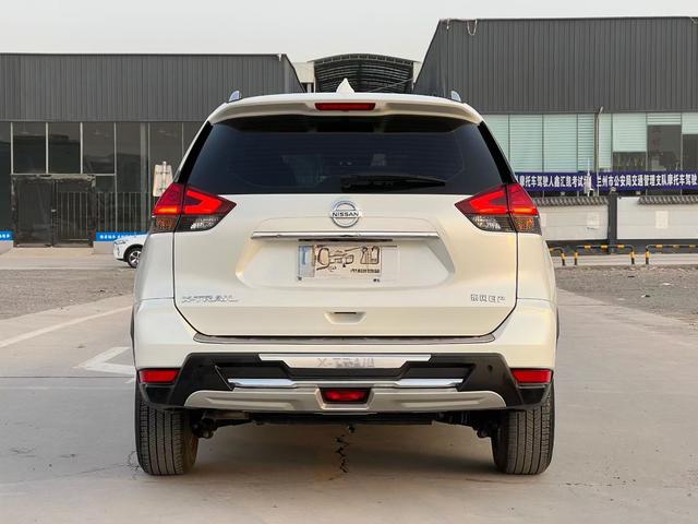 Nissan X-Trail 2023 thumb 2