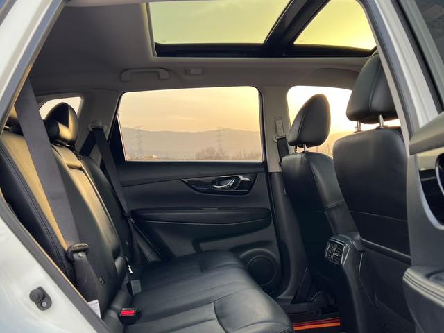 Nissan X-Trail 2023 thumb 6