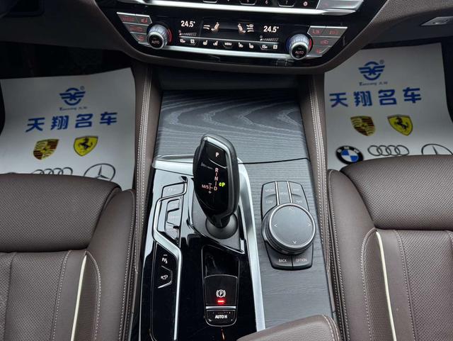 BMW 5 серии 2023 thumb 5