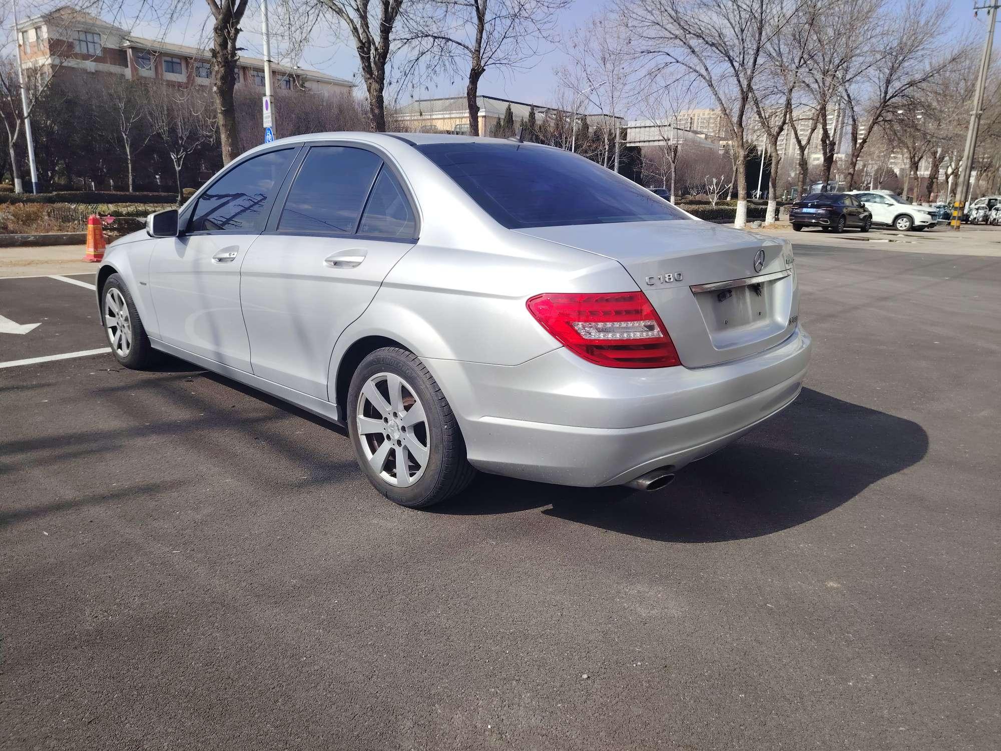 Mercedes-Benz C-Class 2012 thumb 3
