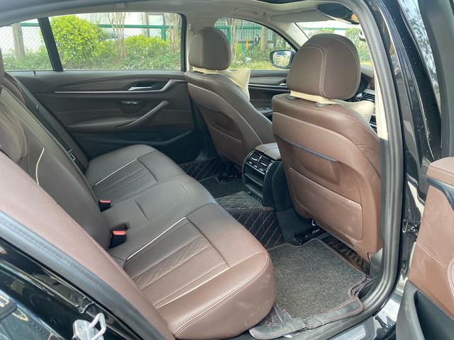 BMW 5 серии 2021 thumb 3