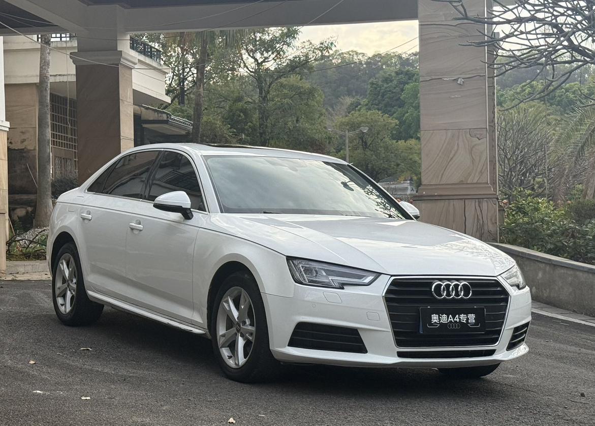 Audi A4 2017 thumb 10