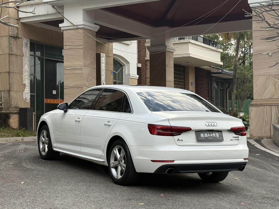 Audi A4 2017 thumb 11