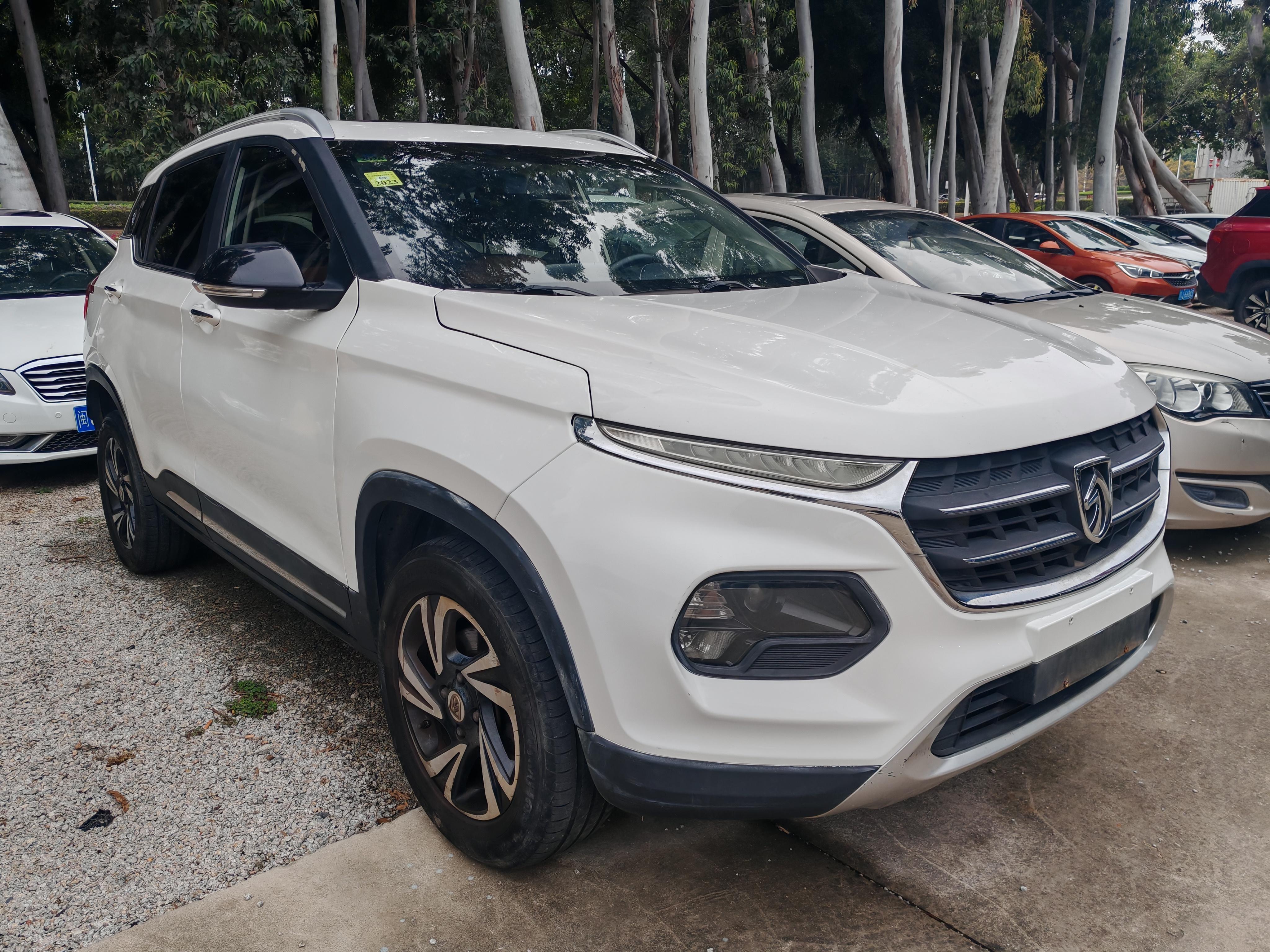Baojun 510 2017 thumb 10