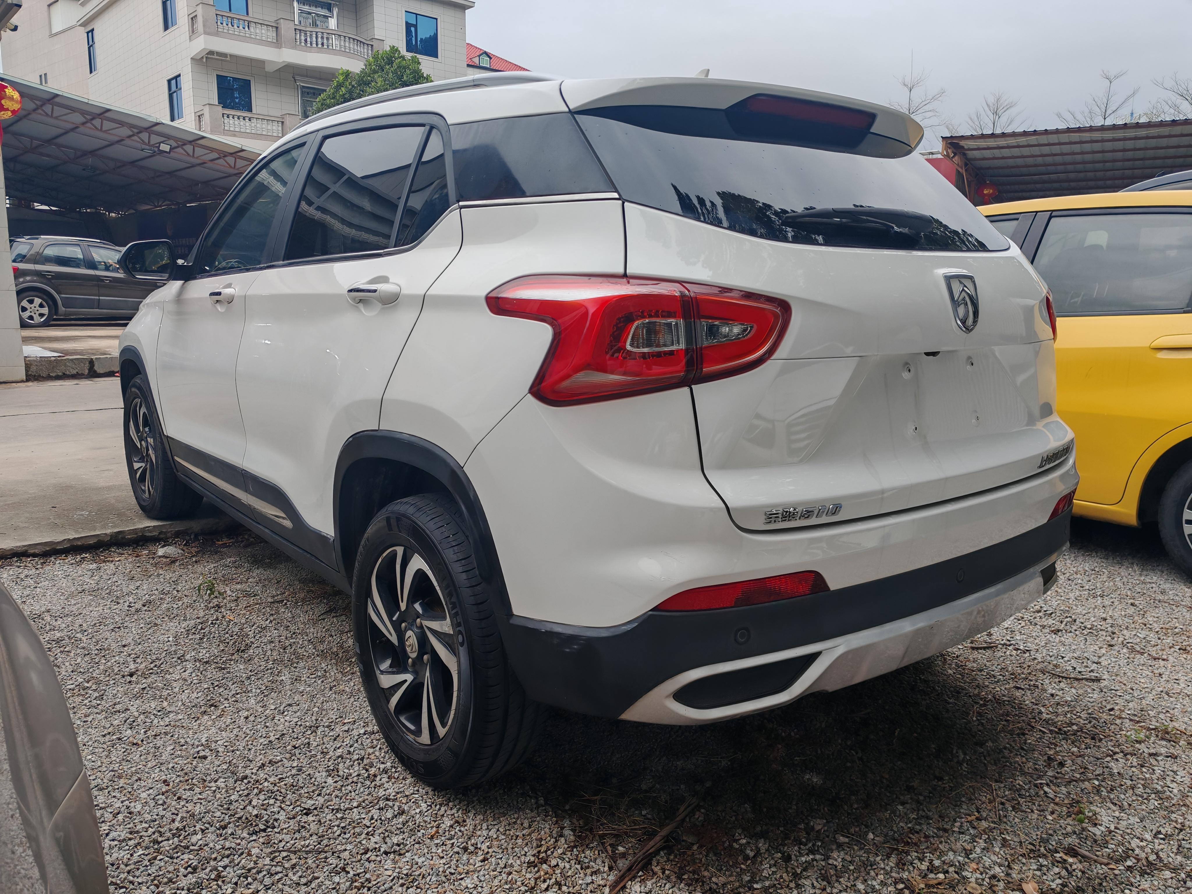 Baojun 510 2017 thumb 11