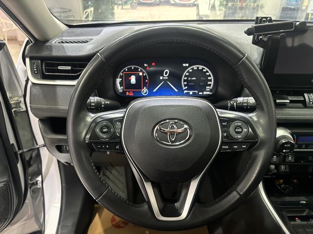Toyota RAV4 2023 thumb 9