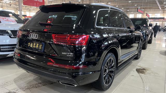 Audi Q7 2019 thumb 2