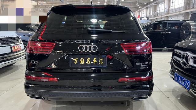 Audi Q7 2019 thumb 3
