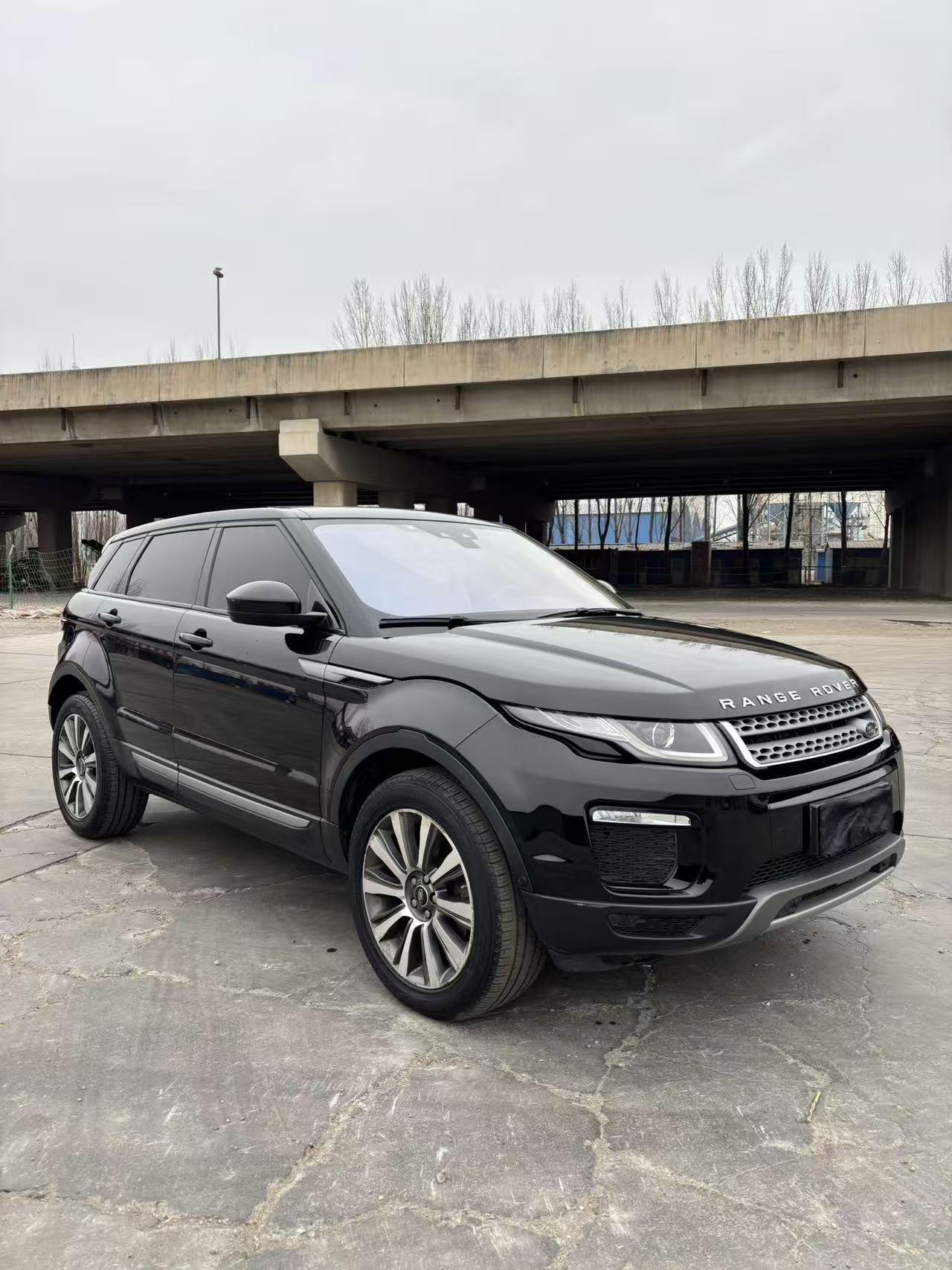 Land Rover Range Rover Velar 2018 thumb 10