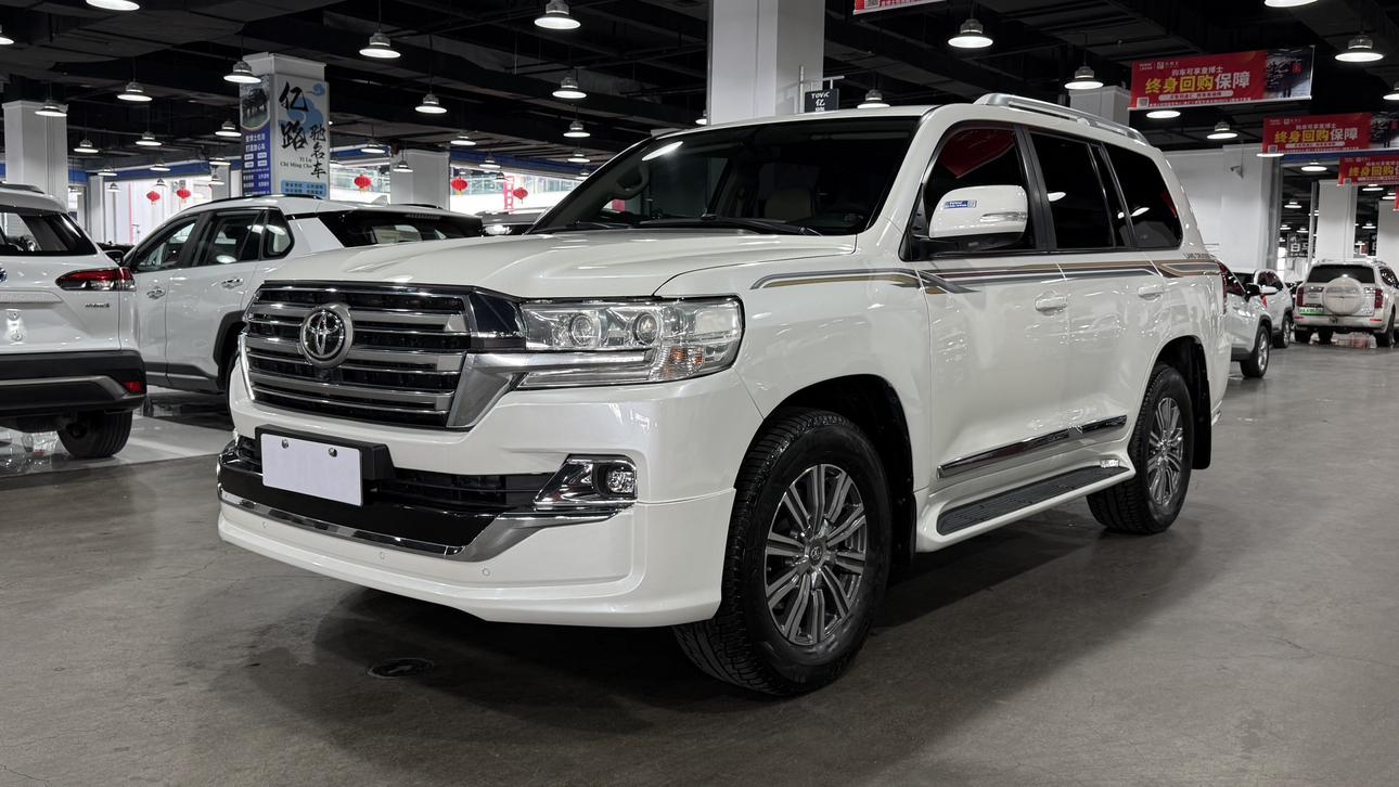 Toyota Land Cruiser 2018 thumb 8