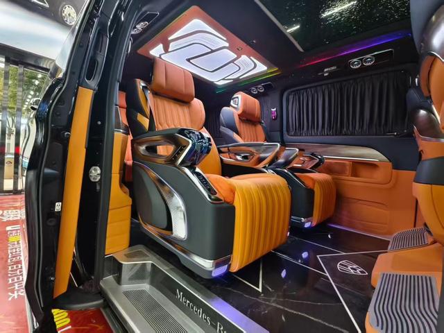 Mercedes-Benz V-Класс 2022 thumb 10