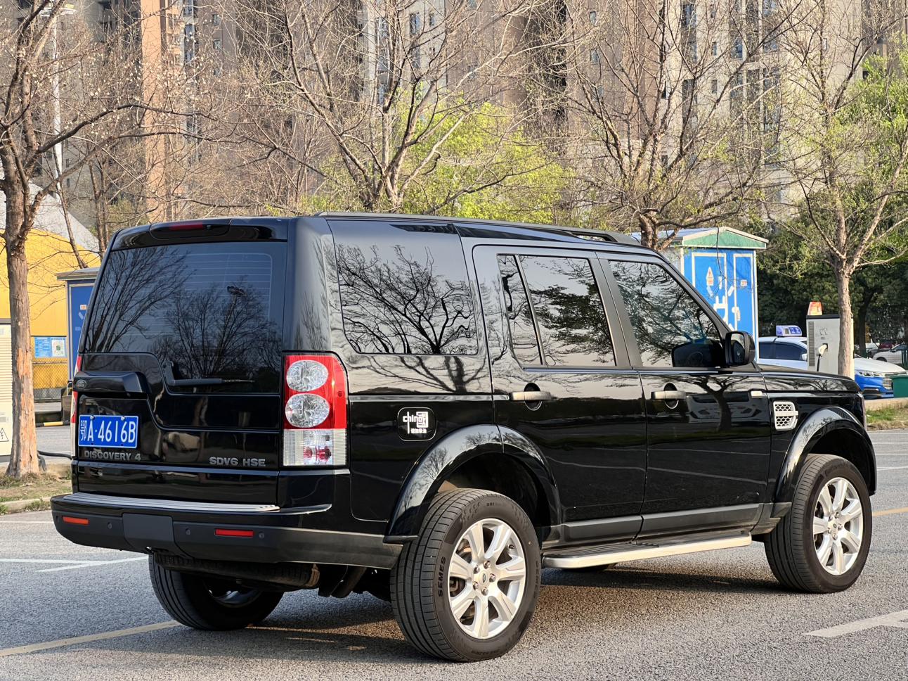 Land Rover Discovery 2012 thumb 5