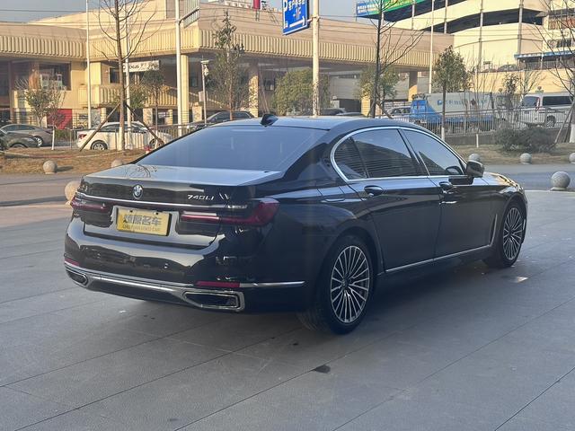 BMW 7 серии 2019 thumb 3