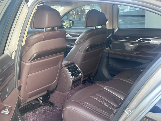 BMW 7 серии 2019 thumb 6