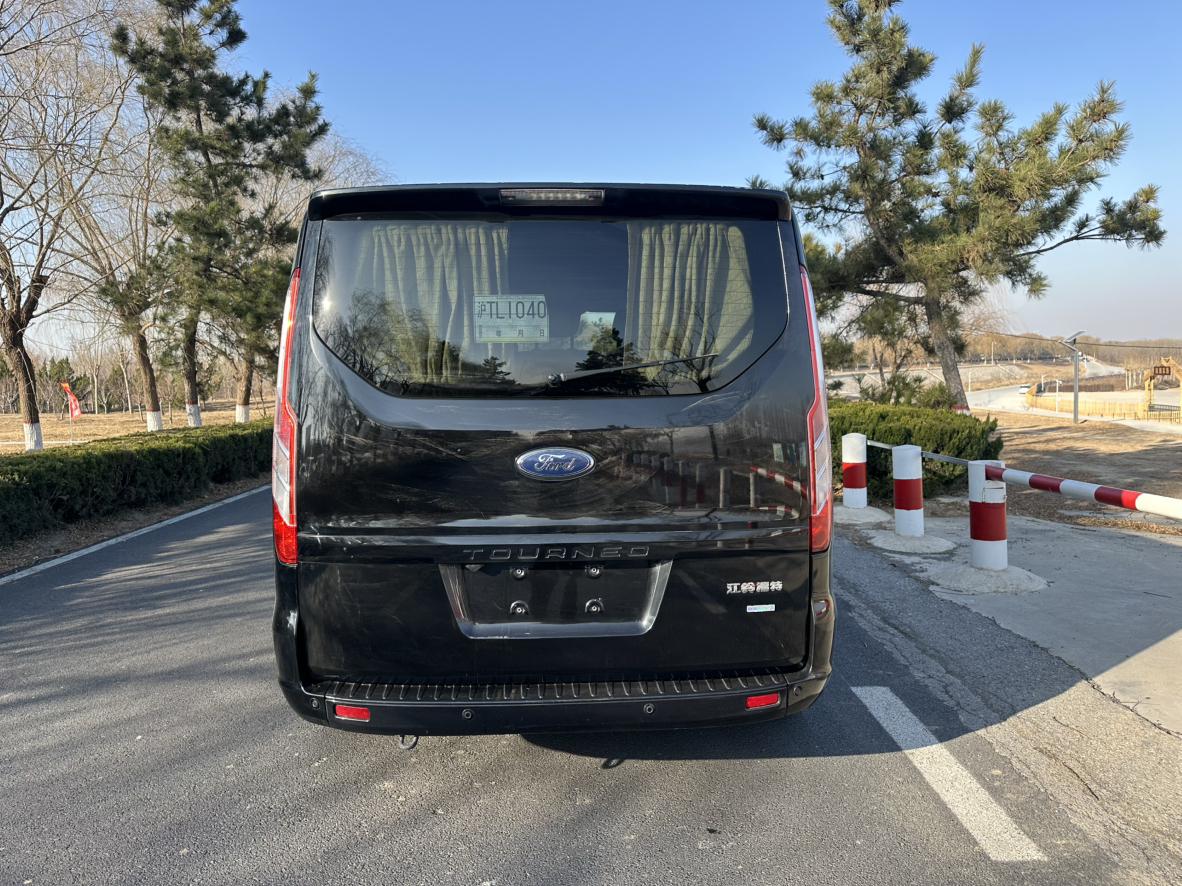Ford Tourneo Custom 2019 thumb 3