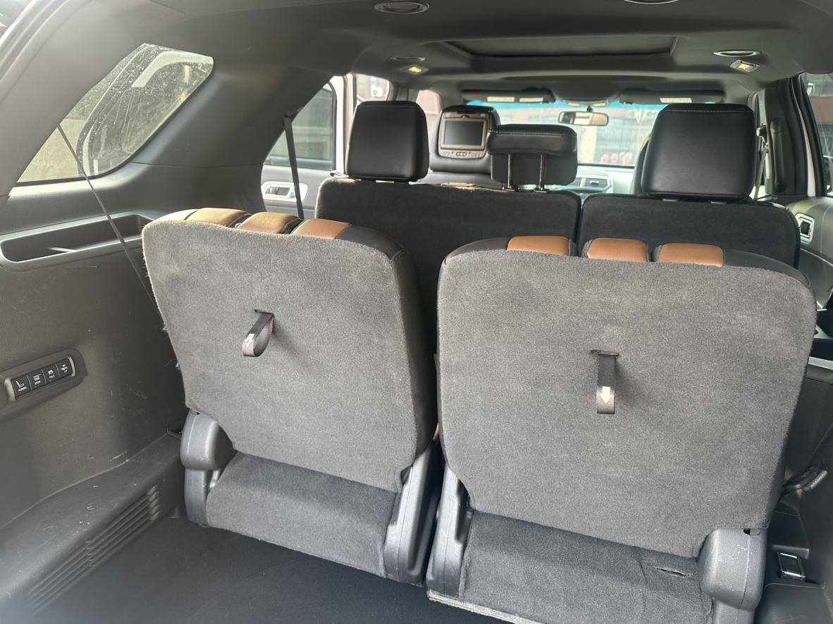 Ford Explorer 2013 thumb 11