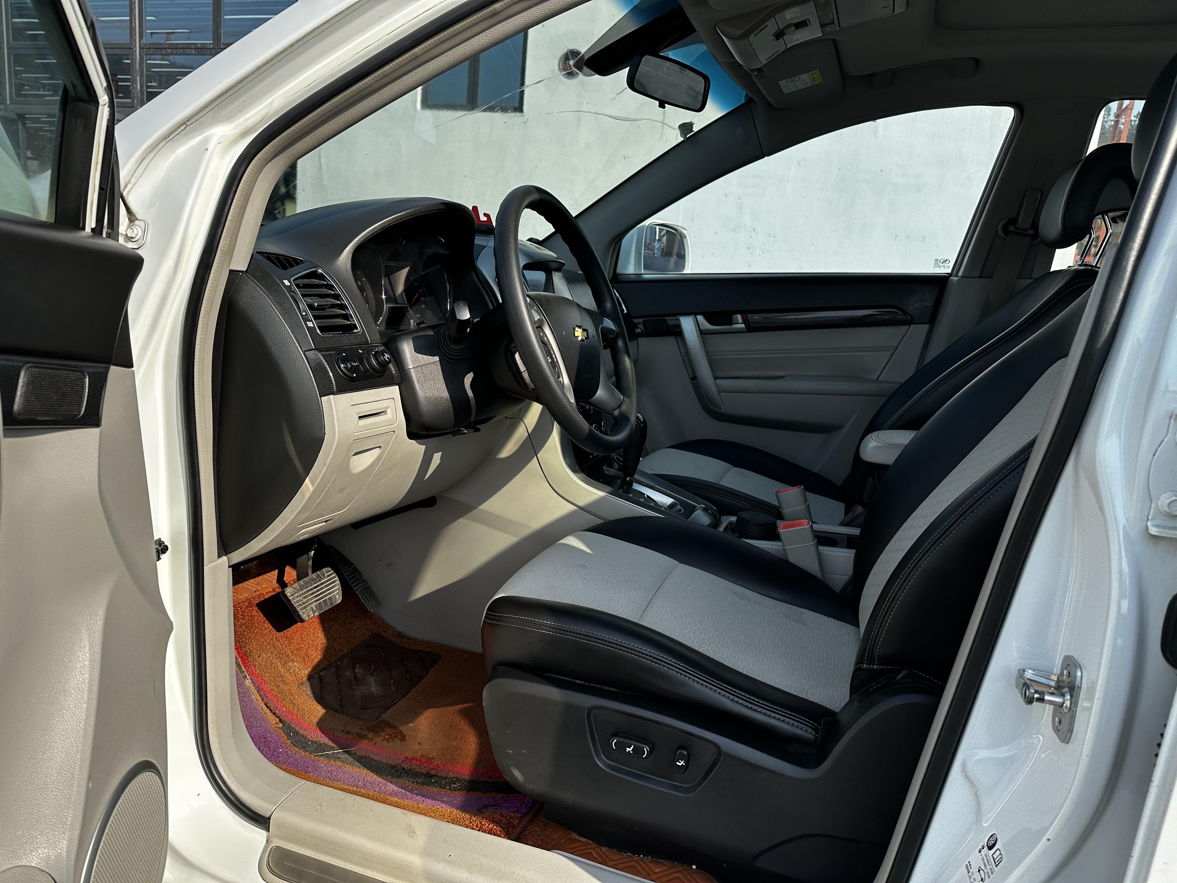Chevrolet Captiva 2016 thumb 10