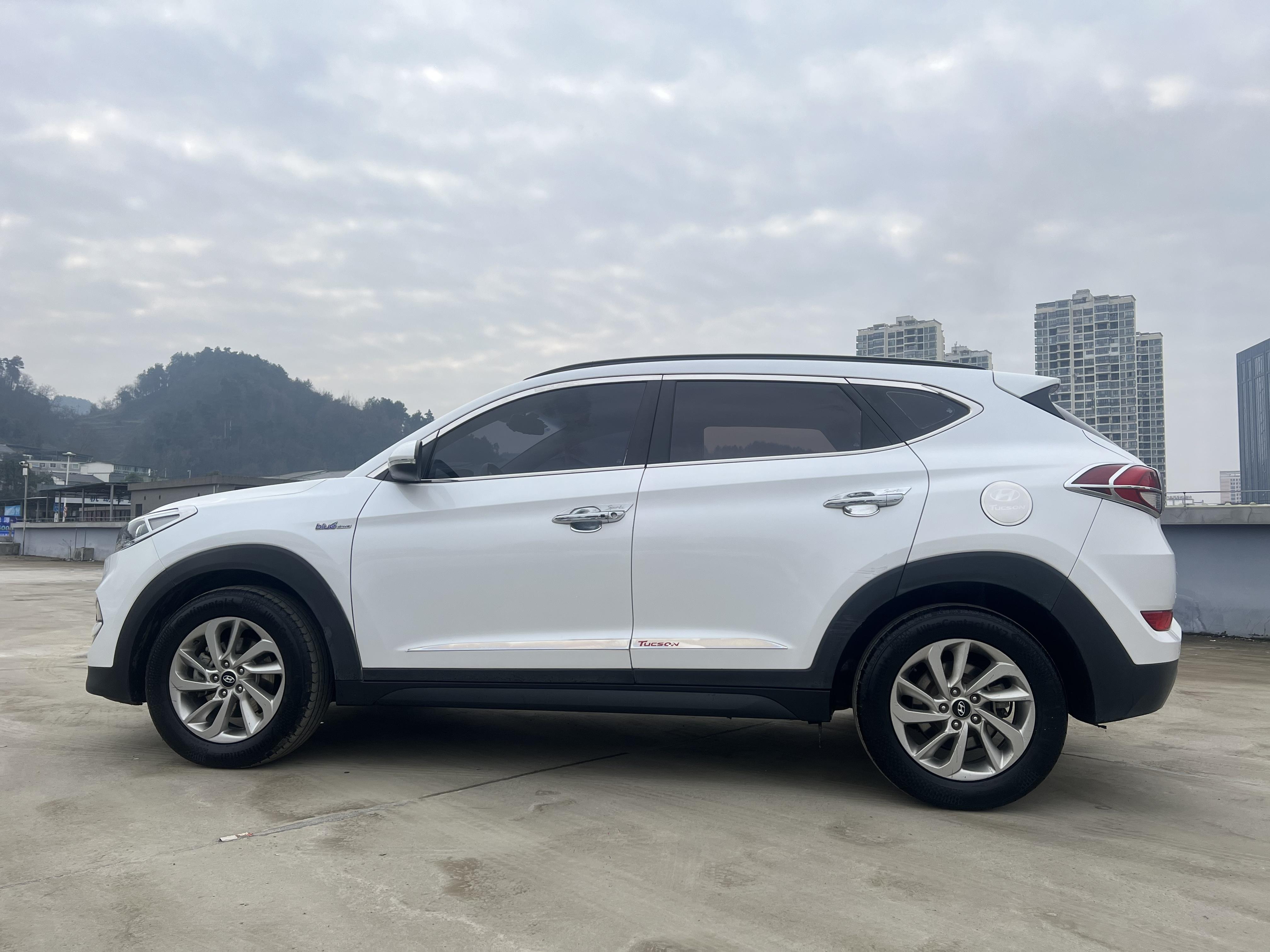 Hyundai Tucson 2017 thumb 2