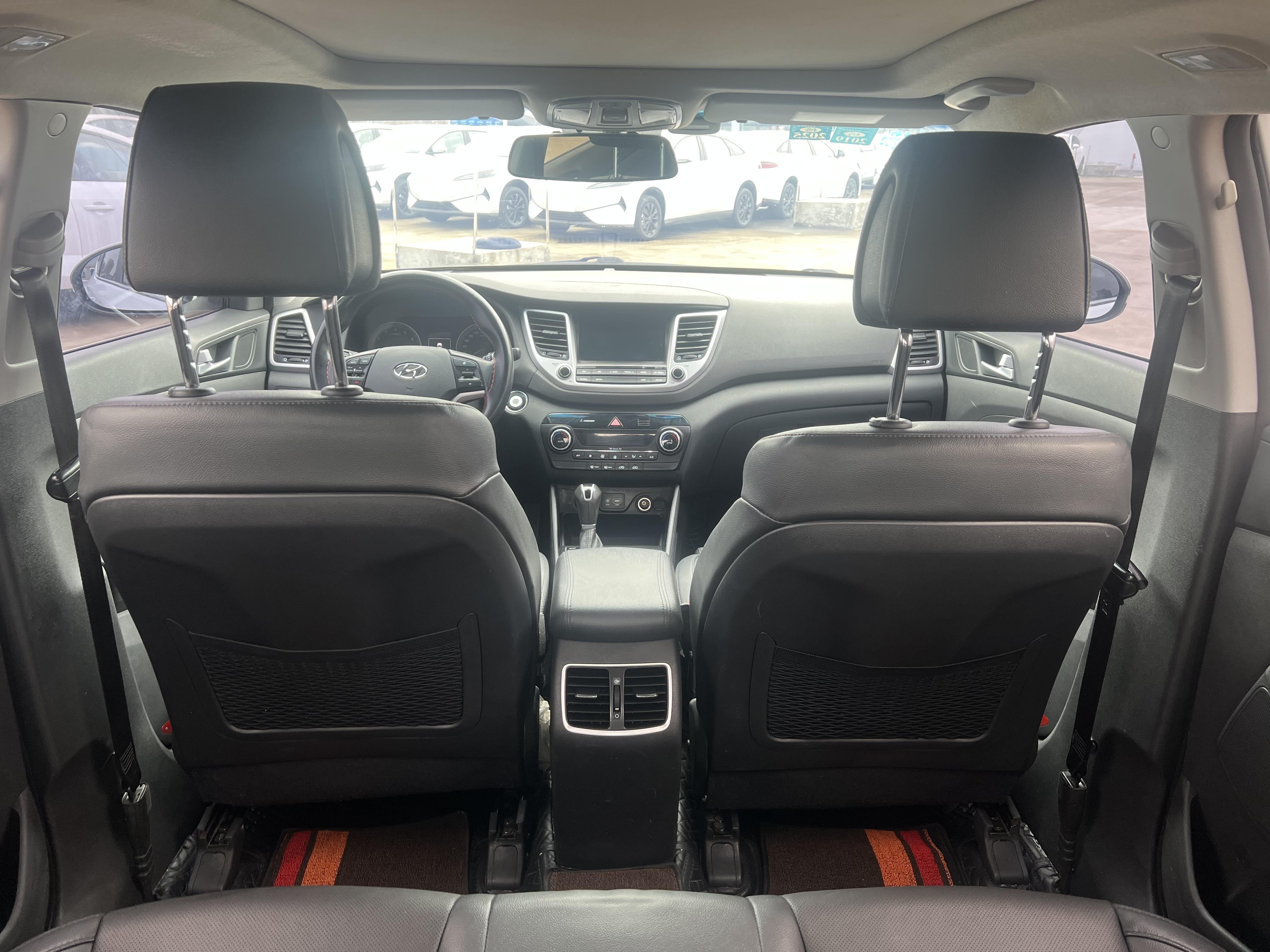 Hyundai Tucson 2017 thumb 10