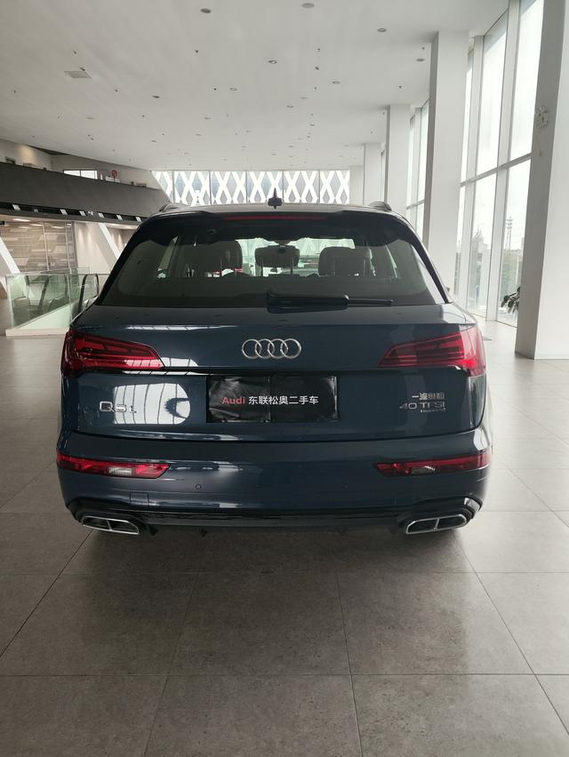 Audi Q5 2025 thumb 2
