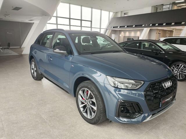 Audi Q5 2025 thumb 3