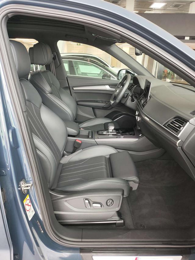 Audi Q5 2025 thumb 6