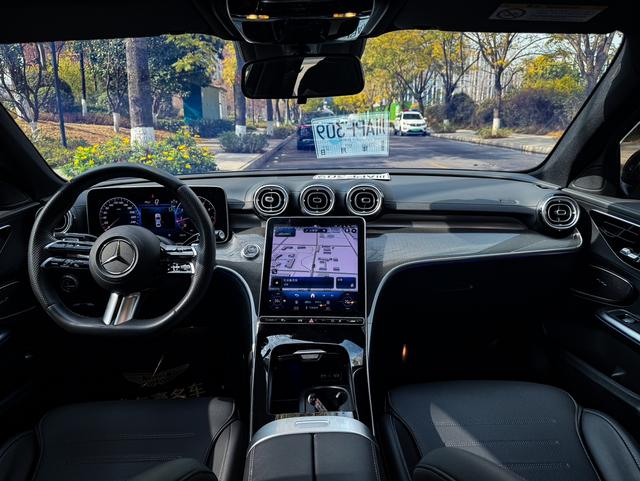 Mercedes-Benz C-Class 2024 thumb 8