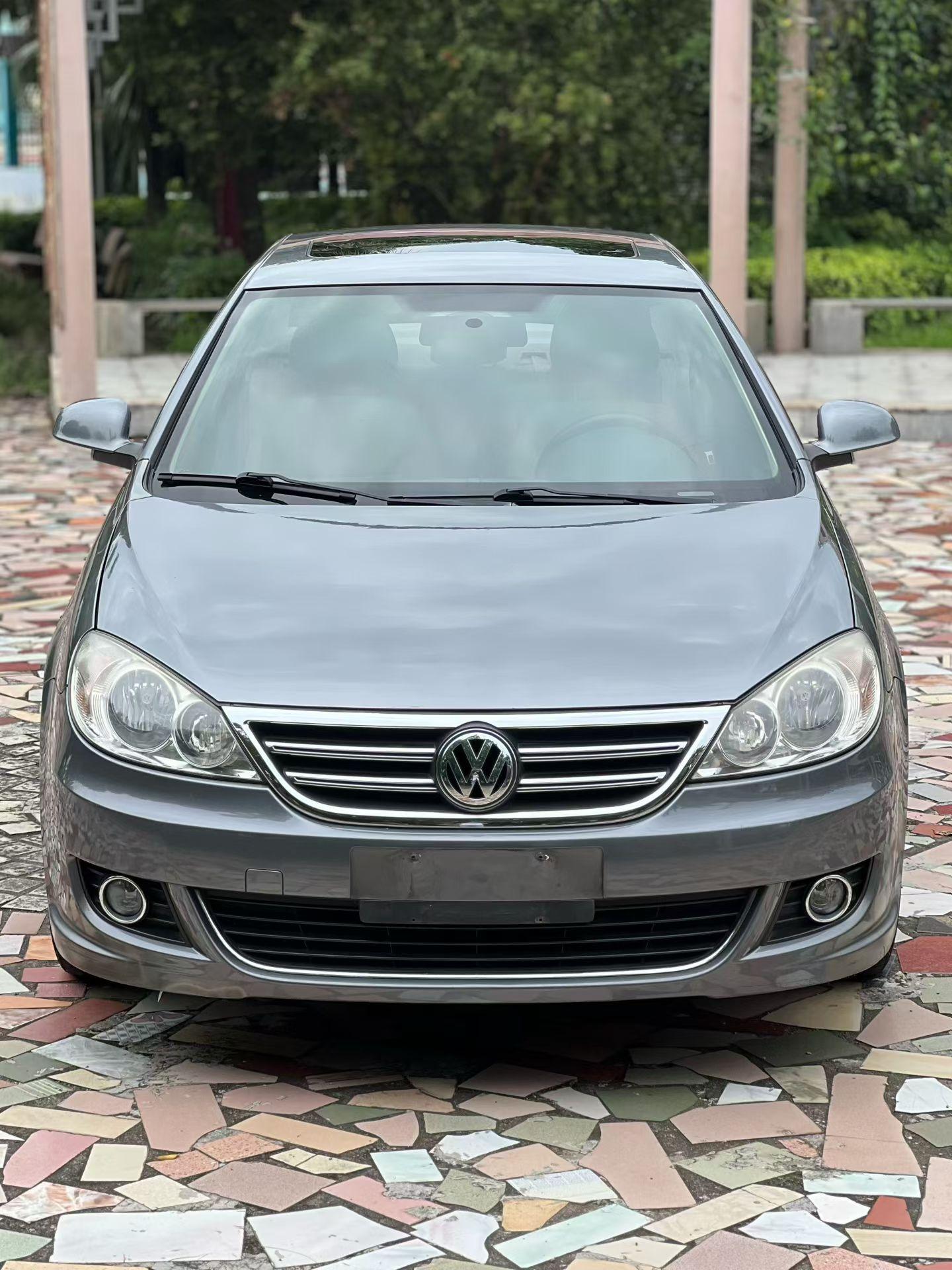 Volkswagen Lavida XR 2012 thumb 9