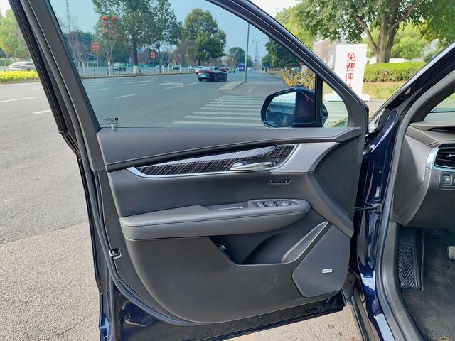 Cadillac XT6 2022 thumb 3