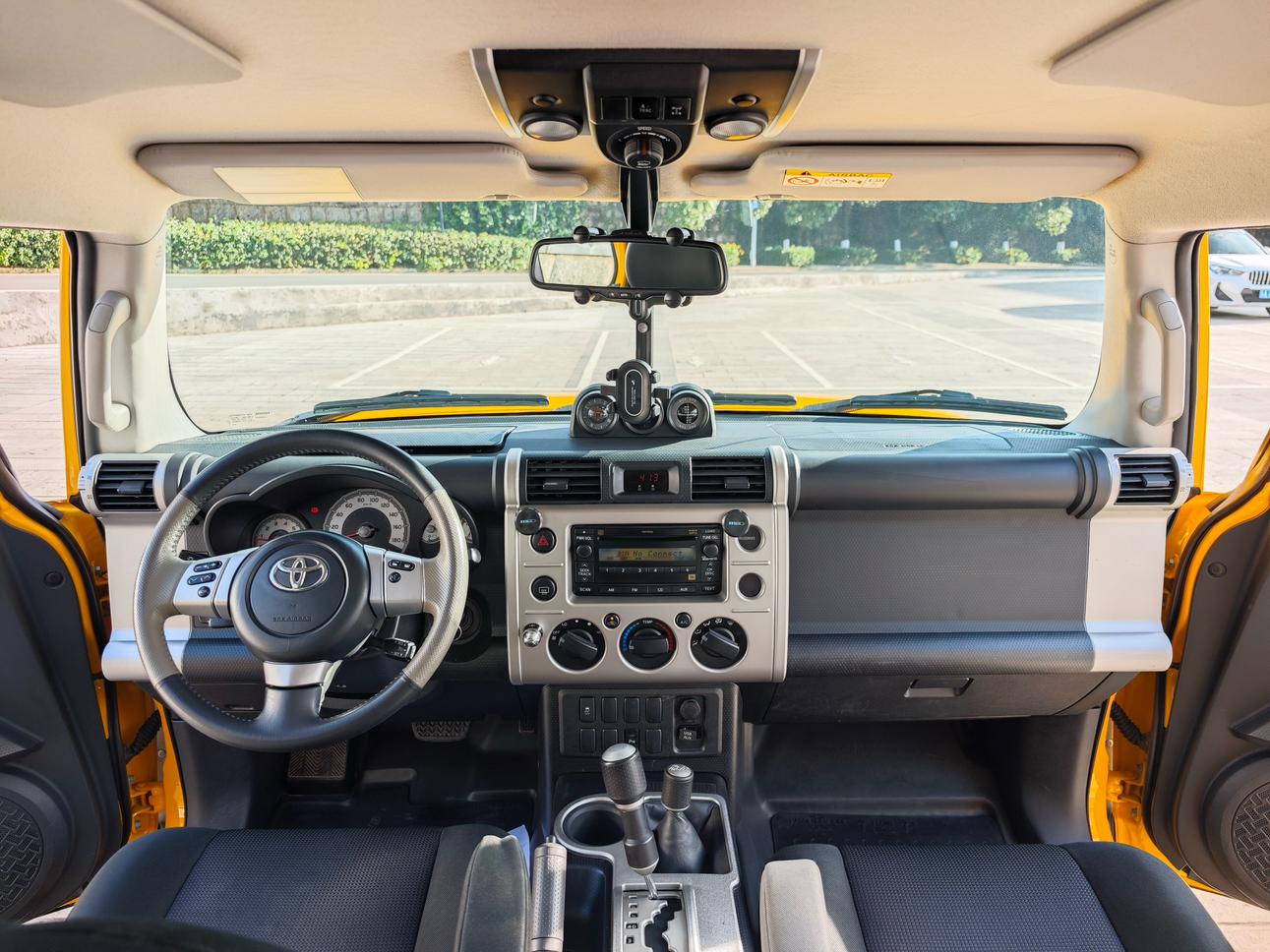 Toyota FJ Cruiser 2020 thumb 11