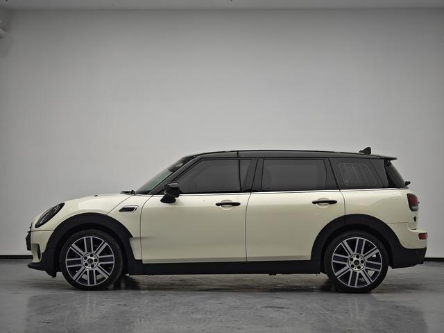 Mini Clubman 2023 thumb 2