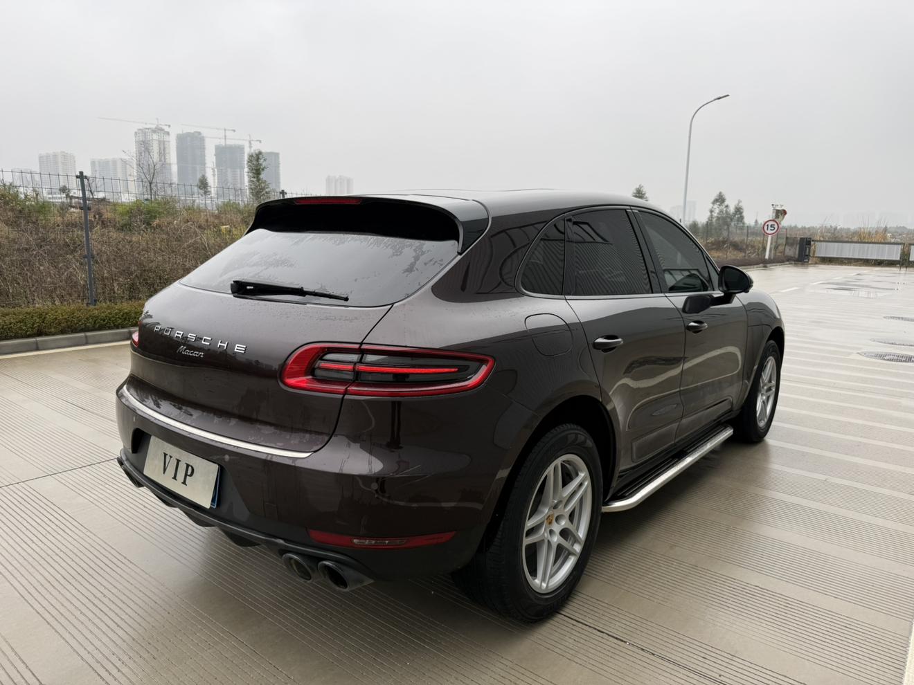 Porsche Macan 2018 thumb 3