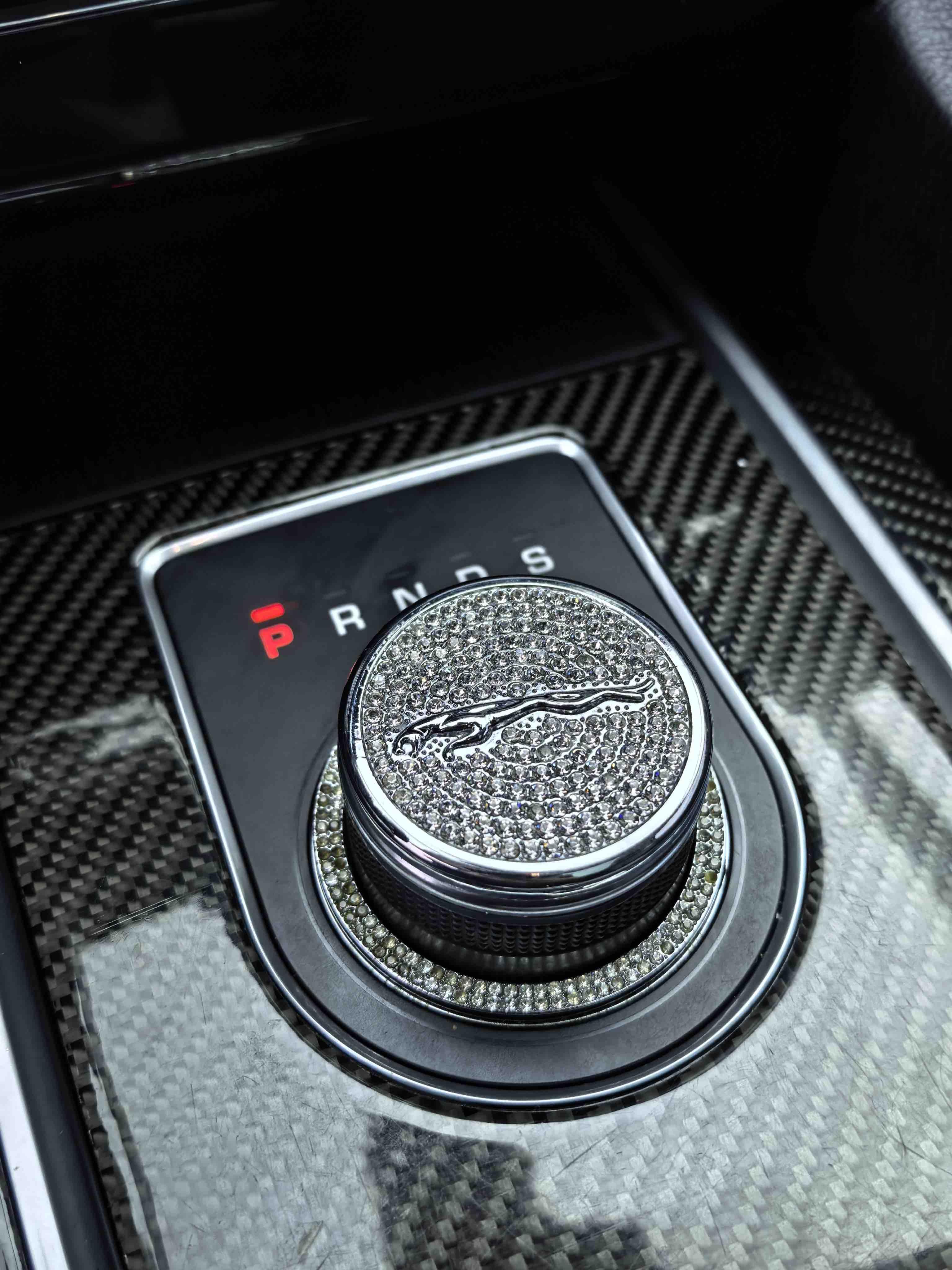 Jaguar F-Pace 2017 thumb 9