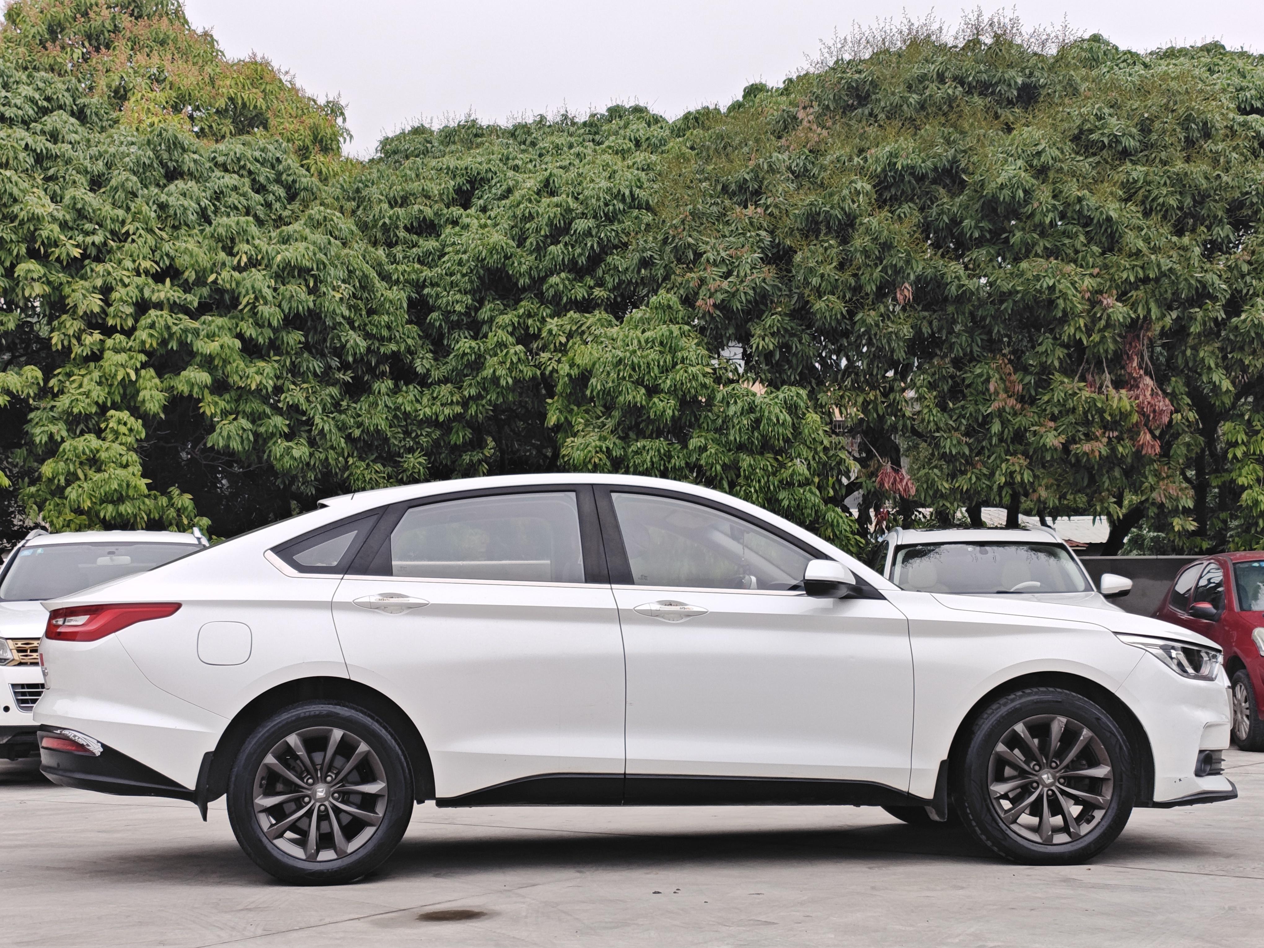 Baojun RC-6 2019 thumb 4