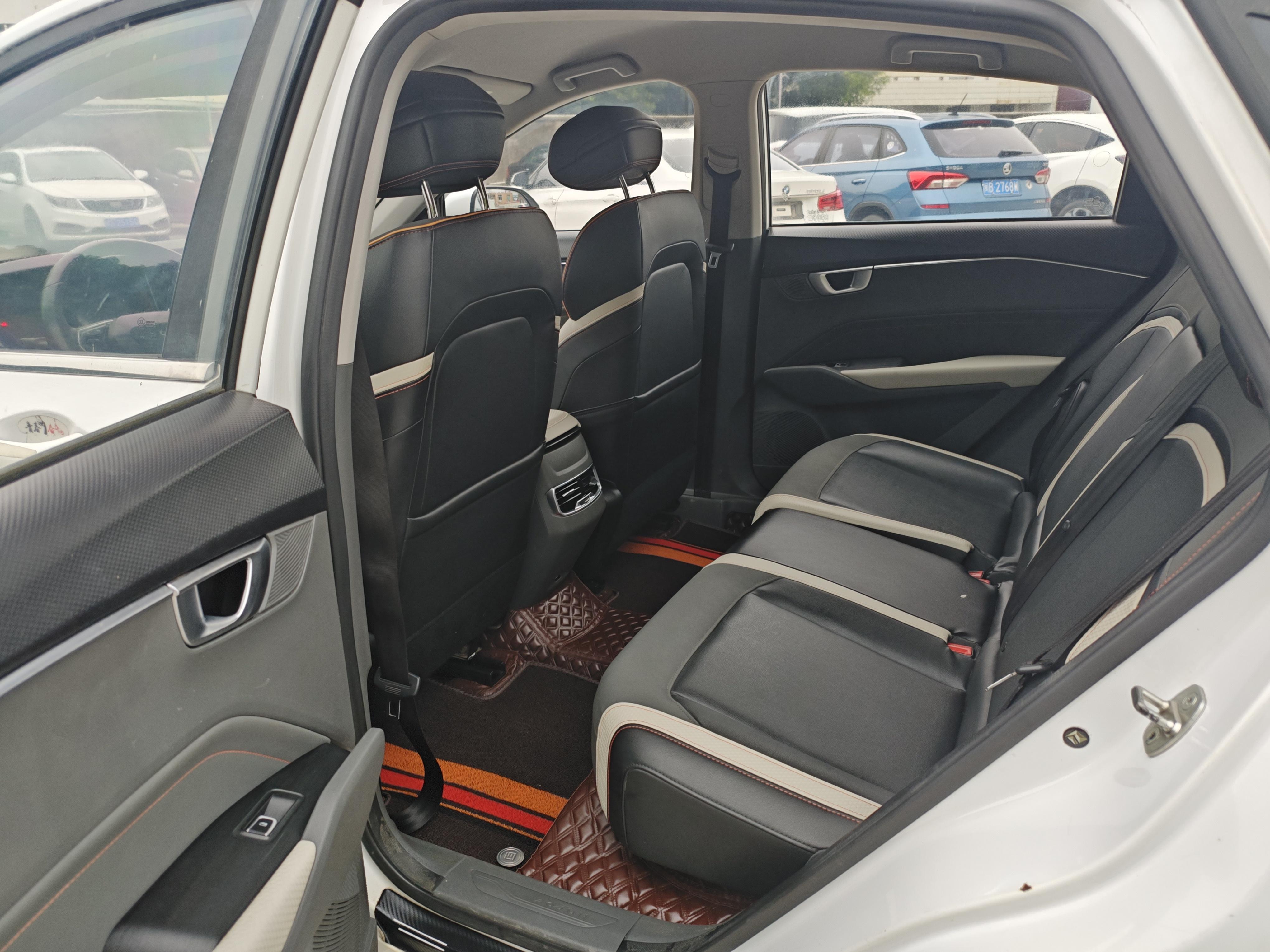 Baojun RC-6 2019 thumb 8