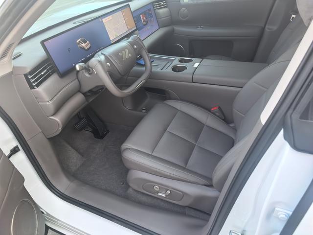 IM Motors (Zhiji) LS6 2026 thumb 9