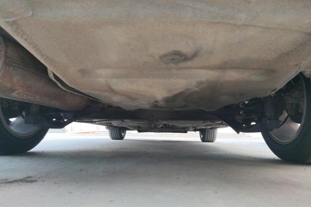 Volkswagen Lavida XR 2012 thumb 4