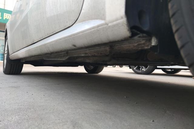 Volkswagen Lavida XR 2012 thumb 5