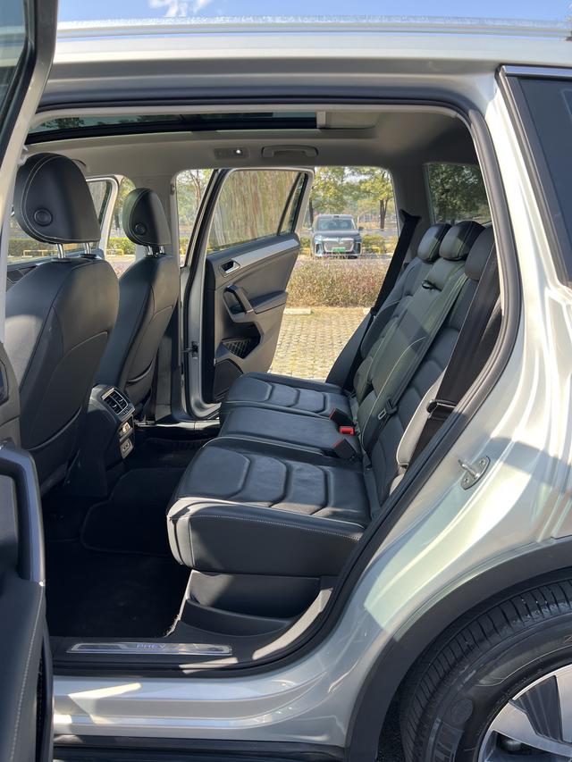 Volkswagen Tiguan 2020 thumb 4