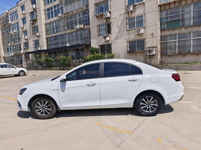 Geely Emgrand 2019 thumb 10