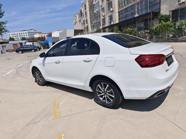 Geely Emgrand 2019 thumb 11