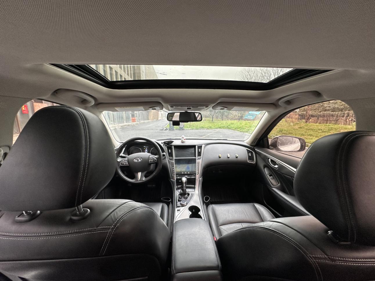 Infiniti Q50L 2017 thumb 7