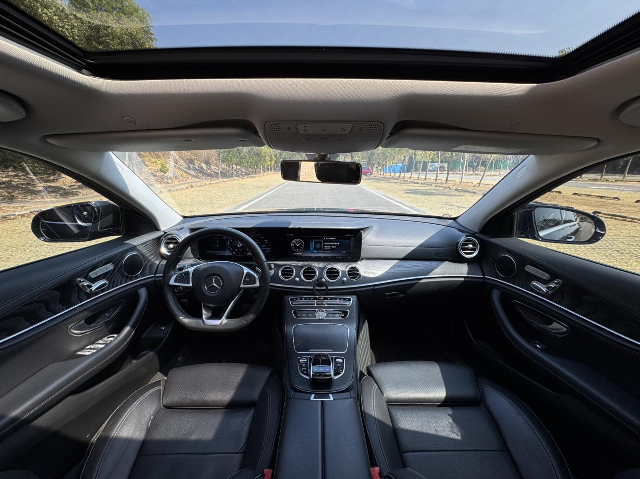 Mercedes-Benz E-Class 2018 thumb 5
